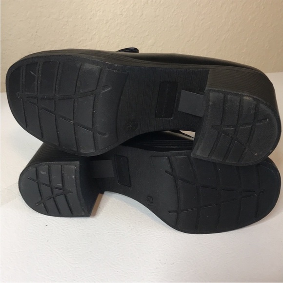 Women's Black Platform Chunky Heel Loafers - Picture 9 of 10